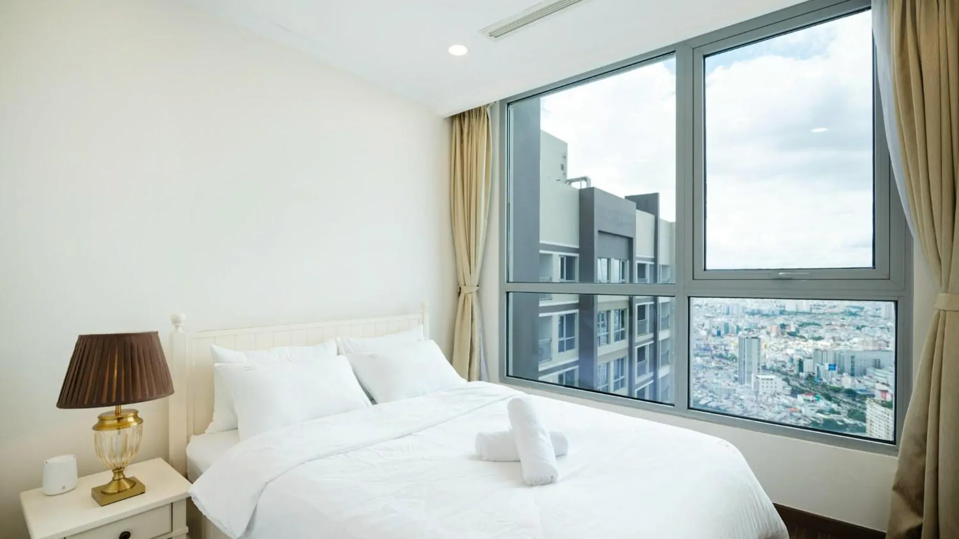 Vinhomes Central Park Ho Chi Minh City Apartment